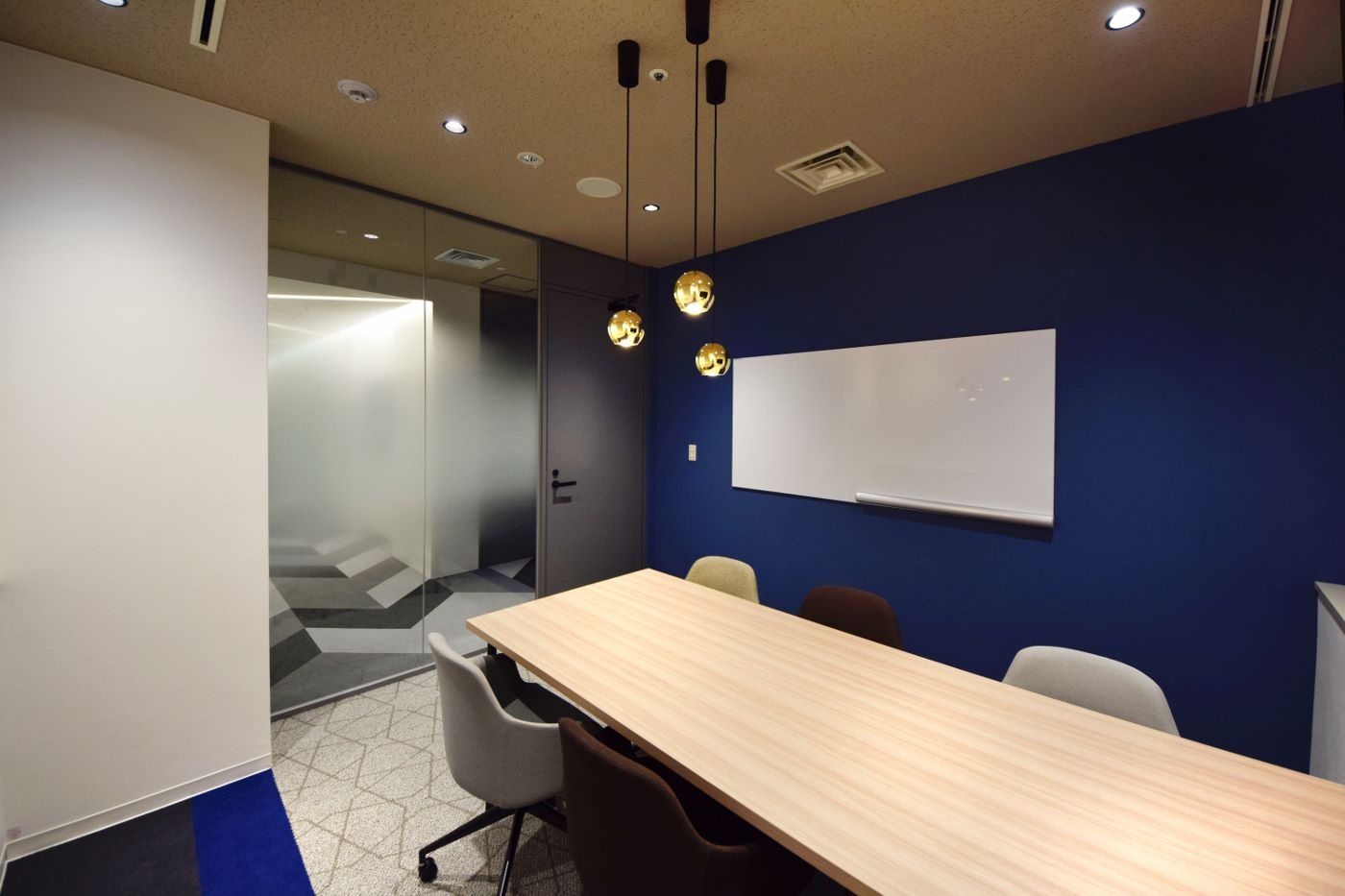 オフィスデザイン実績～オフィス空間のファイブスターを目指したリノベーションオフィス