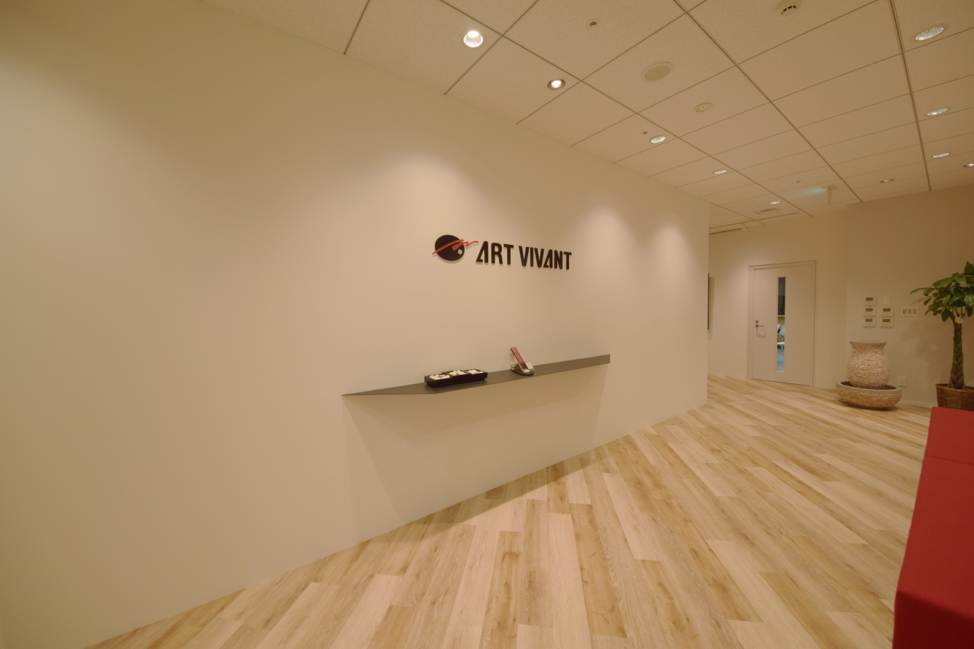 オフィスデザイン実績～絵画と空間を愉しむミュージアムオフィスでブランディング				