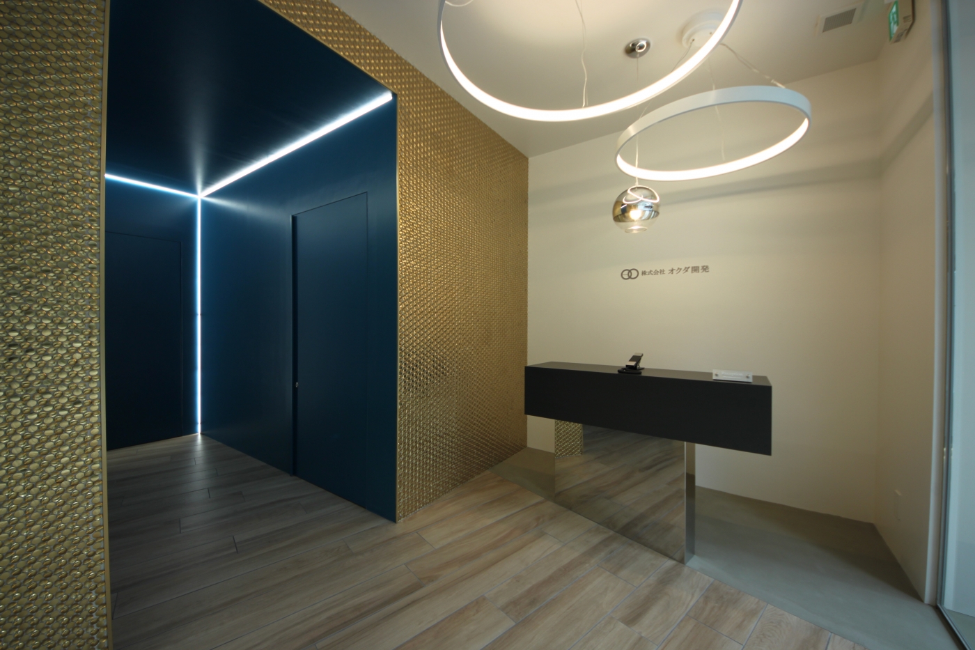 オフィスデザイン実績～高級感と輝きに溢れる、Specialを感じられるシンボリックオフィス					