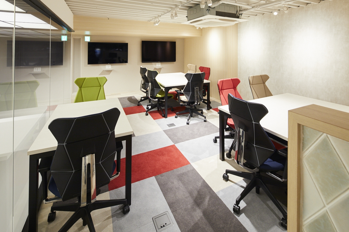 オフィスデザイン実績～素材感が織り出す上質な空間『Aoyama Lodge』