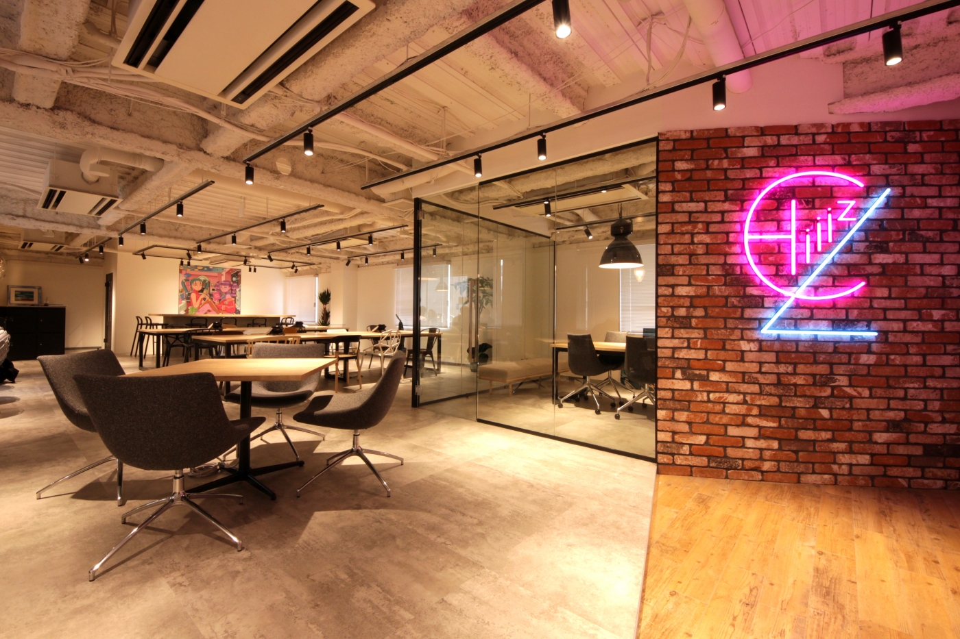 オフィスデザイン実績～“Place to create” 新しい価値を生み出す洗練されたデザイナーズオフィス
