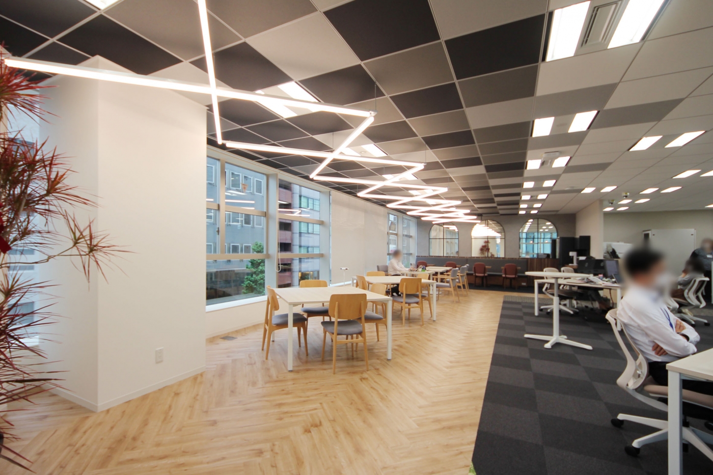 オフィスデザイン実績～新しい企業価値を生み出す、開放感あふれるオフィス