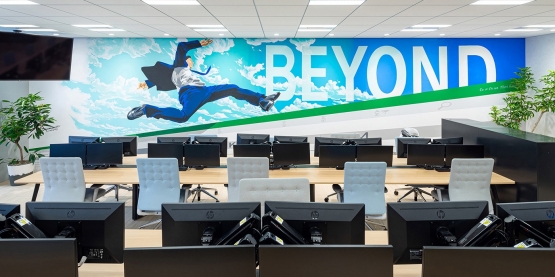 オフィスデザイン事例|先進性と機能性を兼ね備えた、『Beyond the Future』を体感できるオフィス