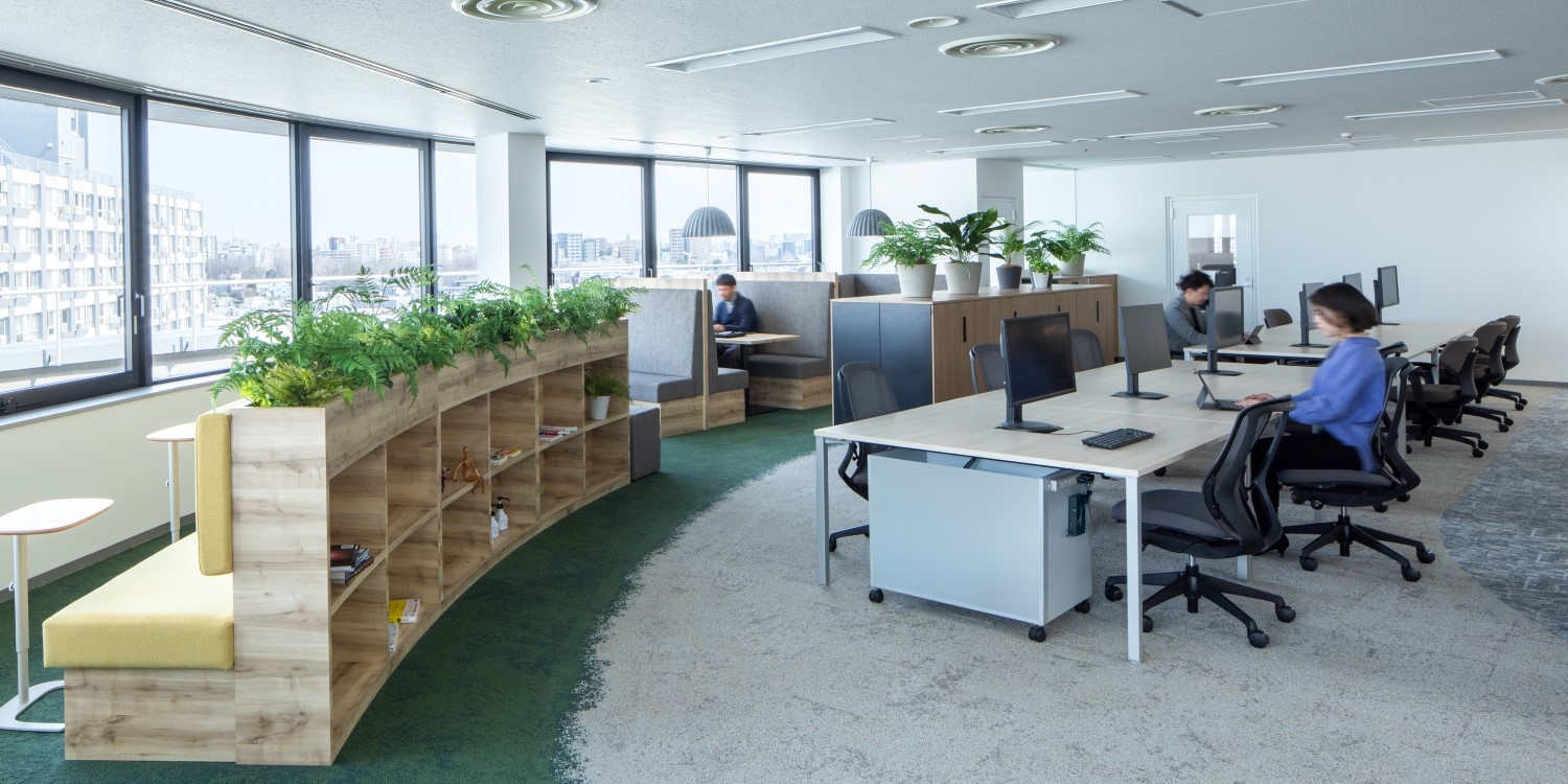 オフィスデザイン実績～働きやすさとデザイン性を兼ね備えた、カルチャー醸成の基盤となるオフィス「GK BASE」