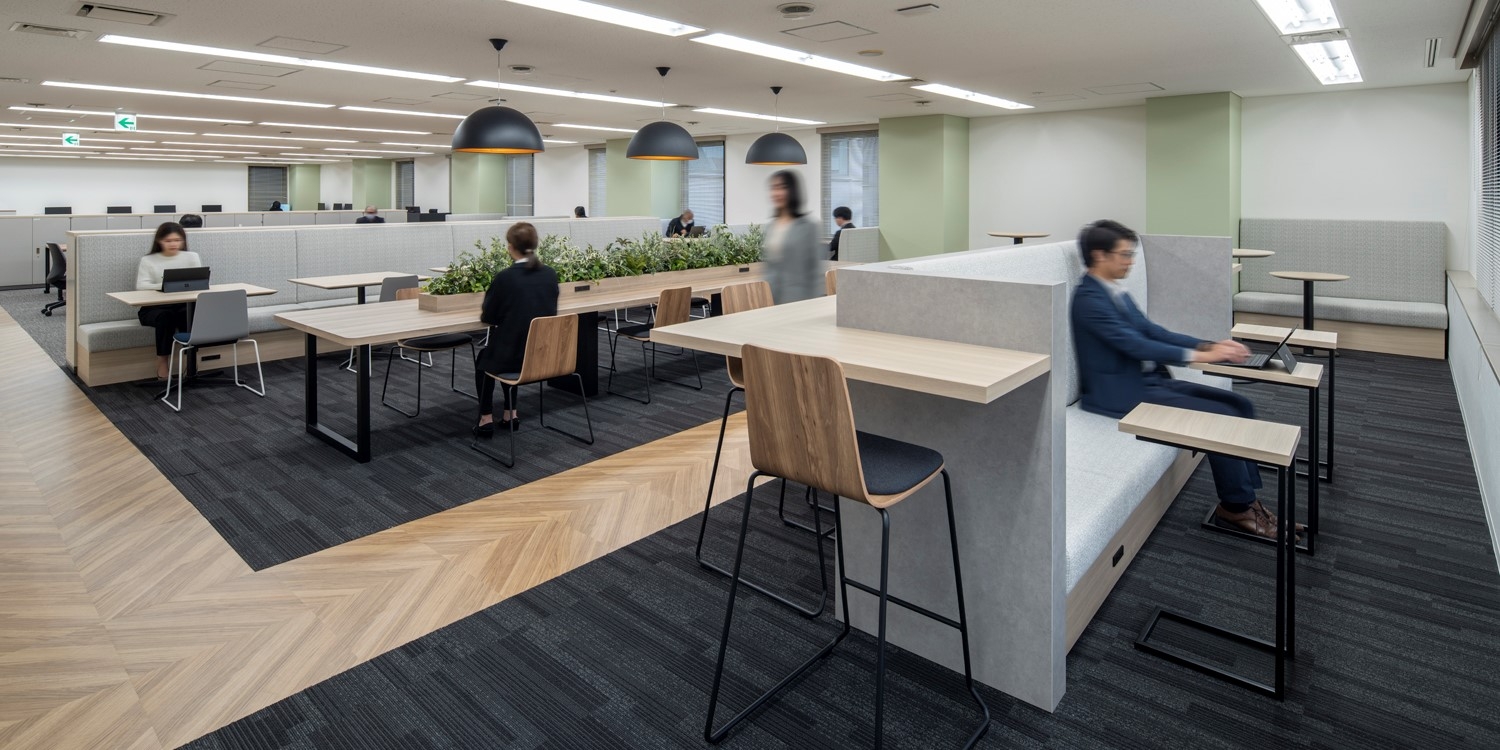 オフィスデザイン実績～働き方の自由度が高く、開放的で「和」を感じられるオフィス