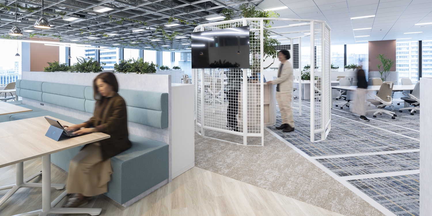 オフィスデザイン実績～眺望を生かし開放感を感じられる、緑豊かで働きやすいオフィス
