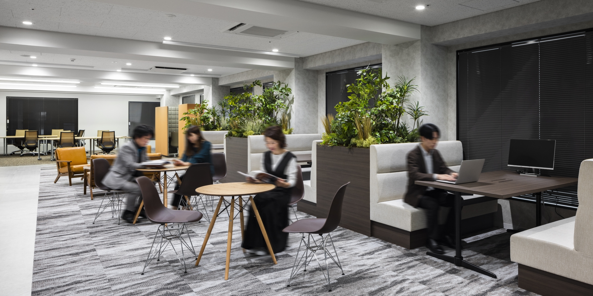 オフィスデザイン実績～京都の雰囲気を感じながらハイブリッドワークができるニューノーマルなオフィス